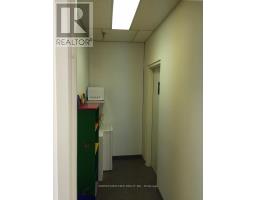 Unit 22 - 1111 Flint Road, Toronto, ON M3J3C7 Photo 8