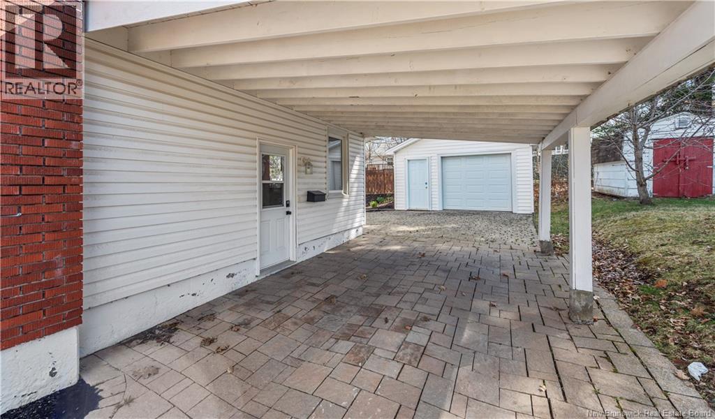 126 Chesswood Drive - 23