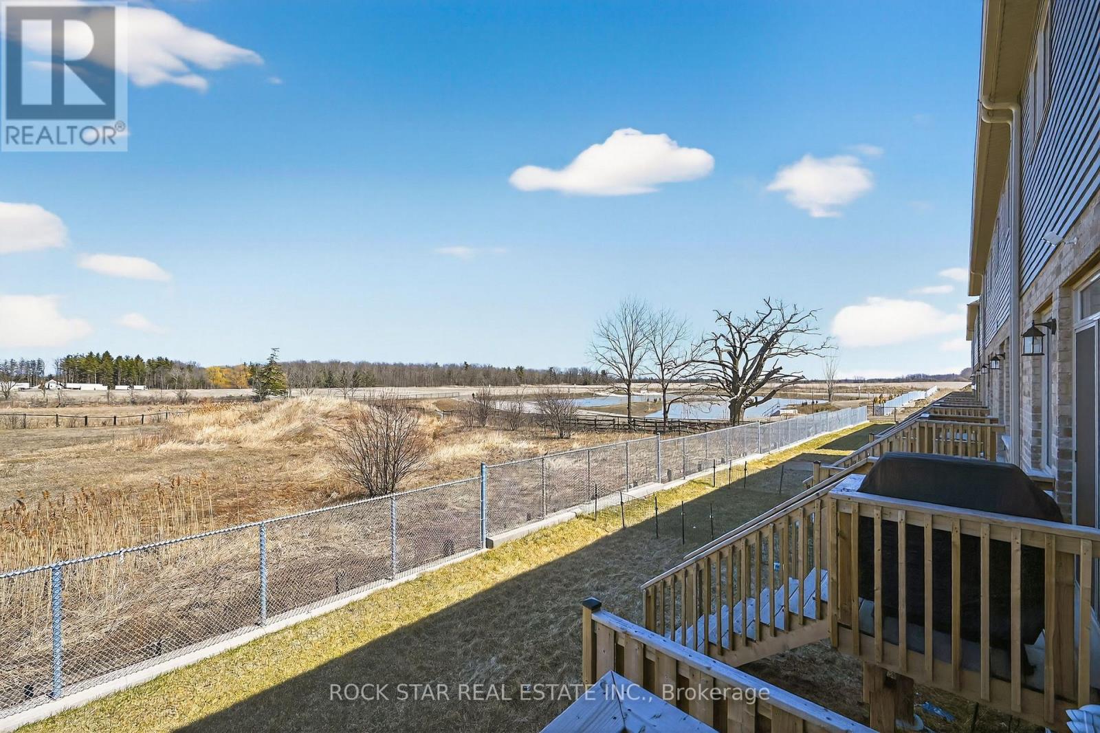 63 LLOYD DAVIES WAY — photo 44