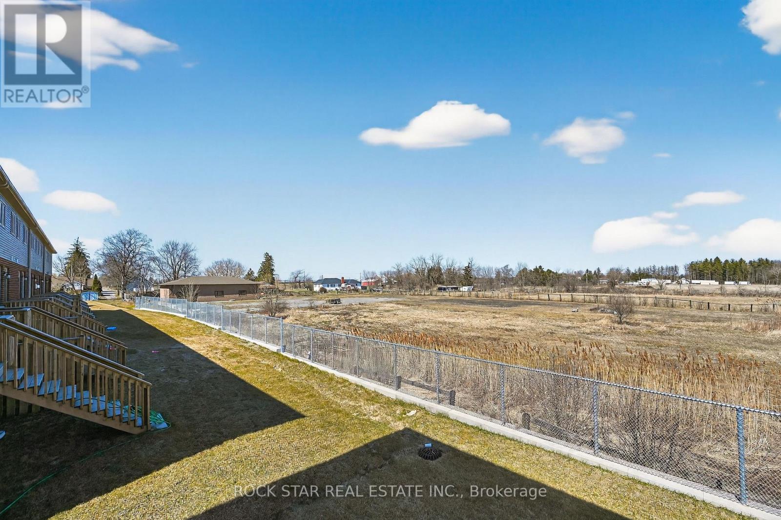 63 LLOYD DAVIES WAY — photo 45