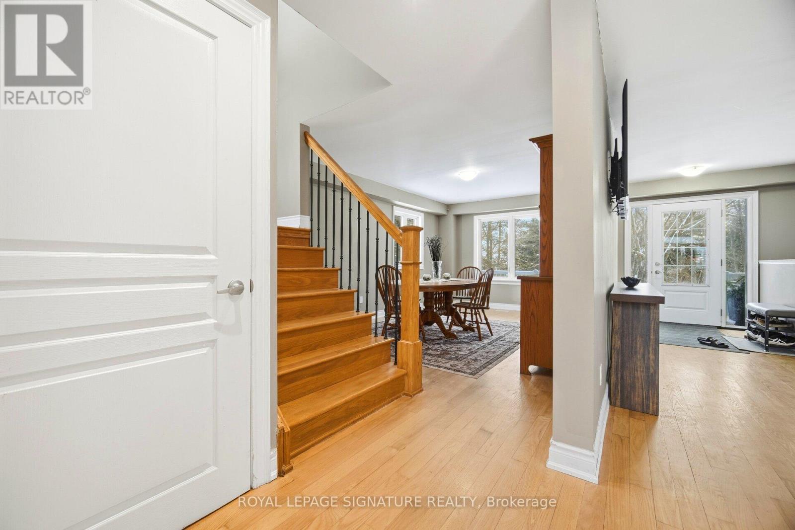 232167 TRAFALGAR ROAD - 23