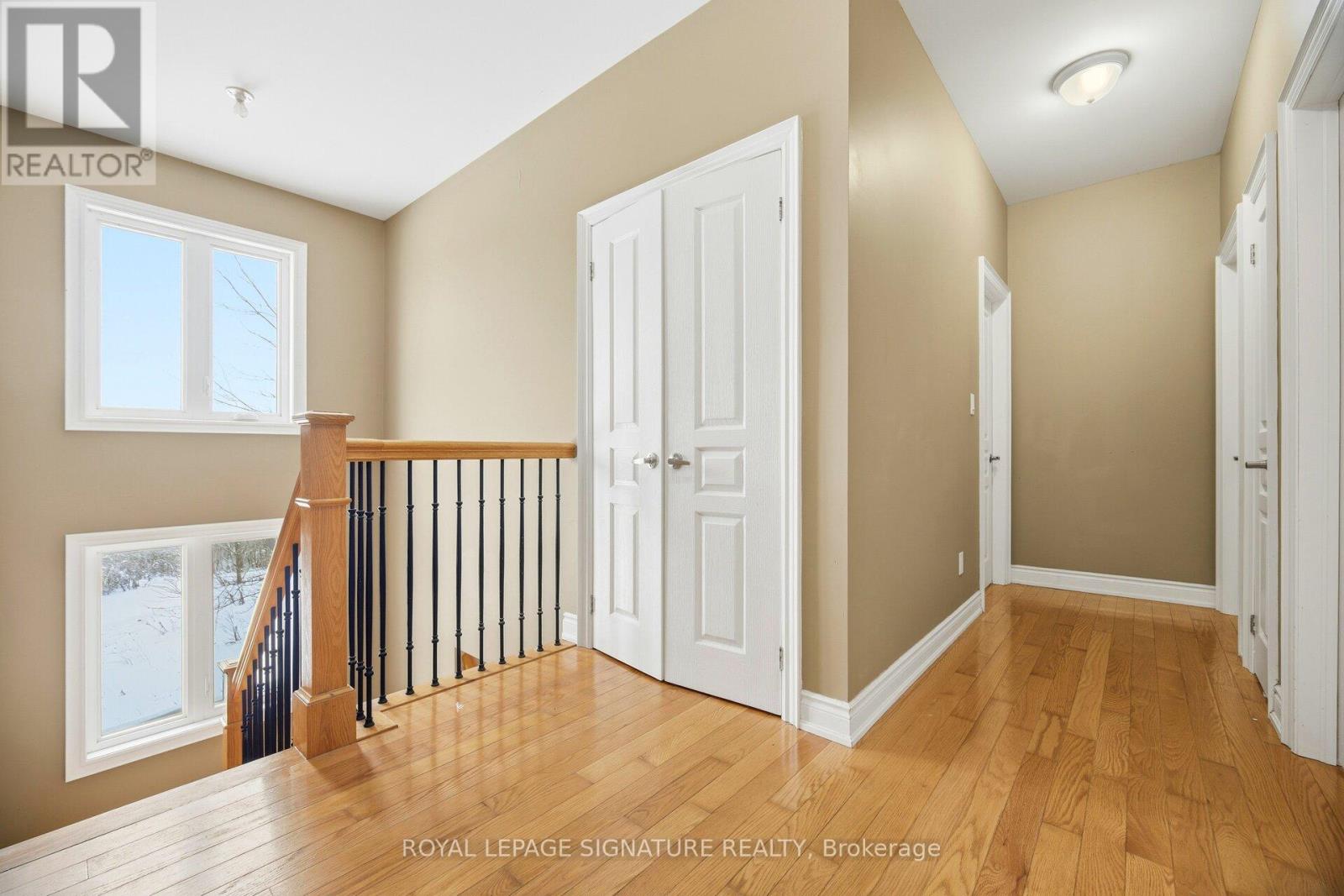 232167 TRAFALGAR ROAD - 24