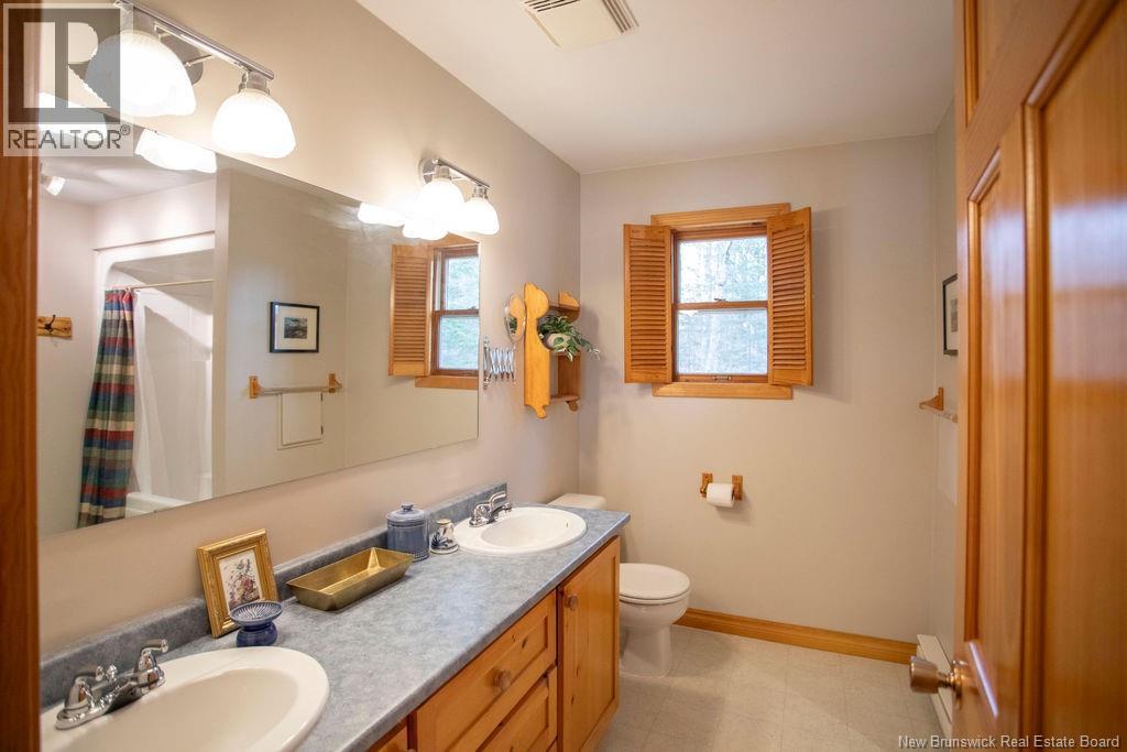25 Oak Lane — photo 16