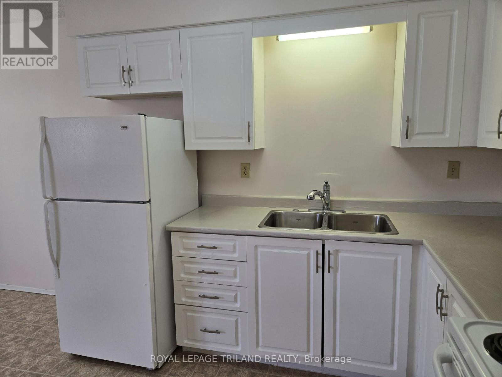 202 - 91 ALEXANDRIA AVENUE Property Photo