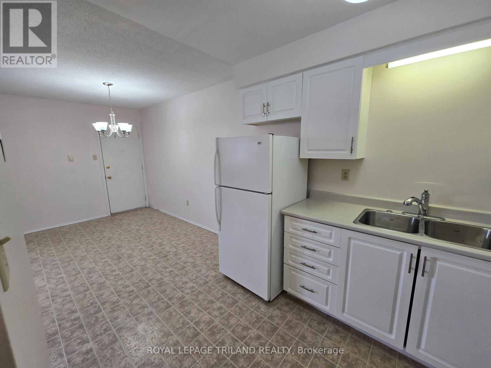 202 - 91 ALEXANDRIA AVENUE Property Photo