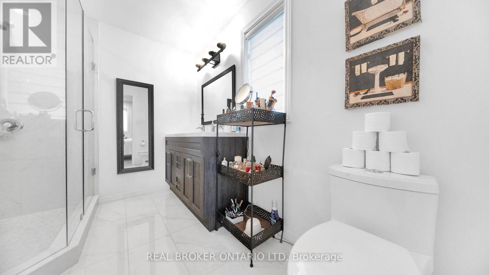 949 BLYTHWOOD ROAD Property Photo