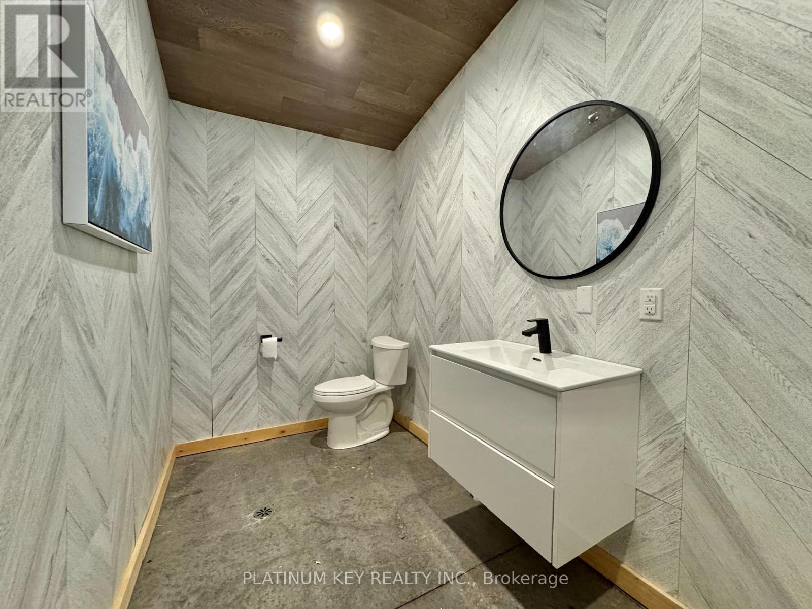 124 OPTIMIST DRIVE Property Photo