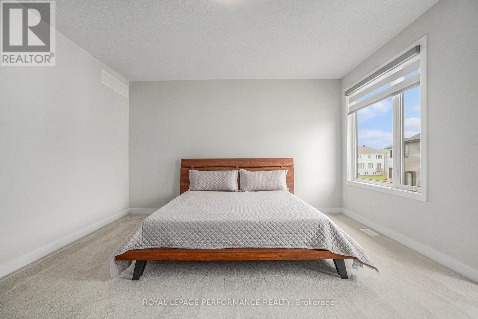 233 BEAUGENCY STREET — photo 20