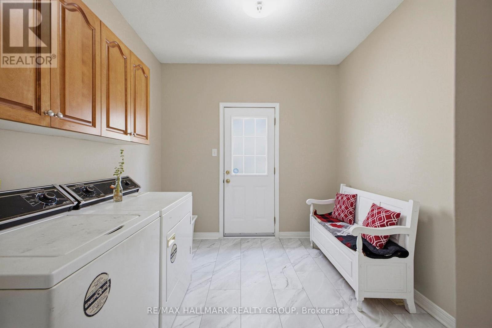 47 SNOWBERRY WAY - 15