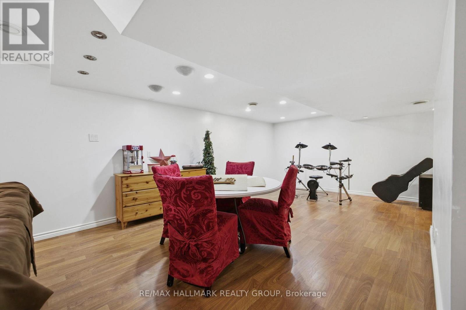 47 SNOWBERRY WAY - 27