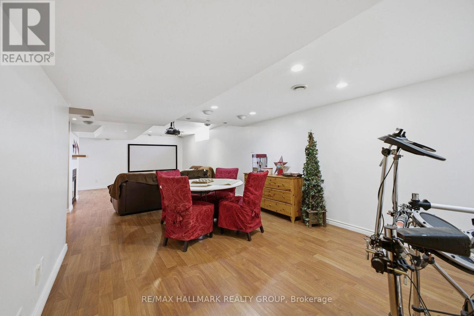 47 SNOWBERRY WAY - 28