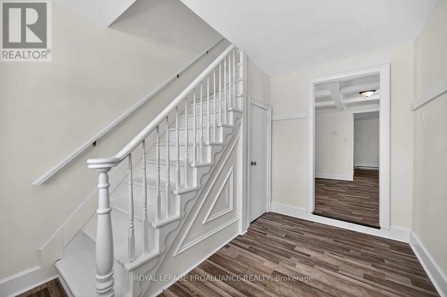 13 KING STREET - 5