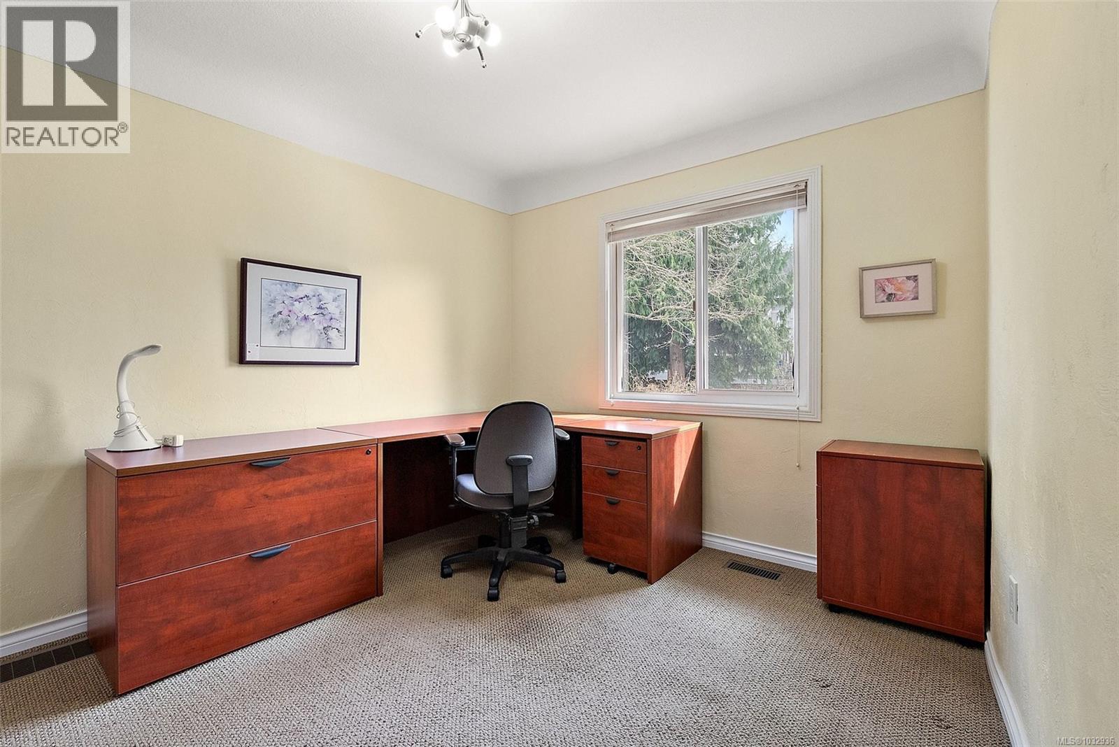 2935 Wascana St - 22