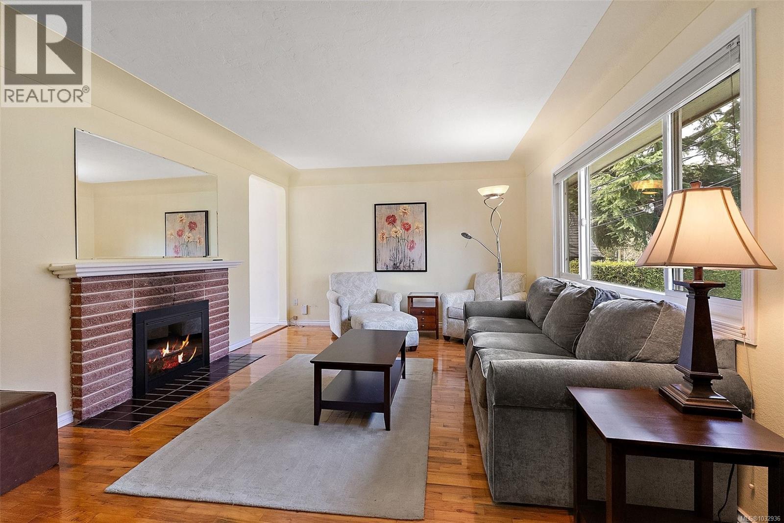 2935 Wascana St - 9