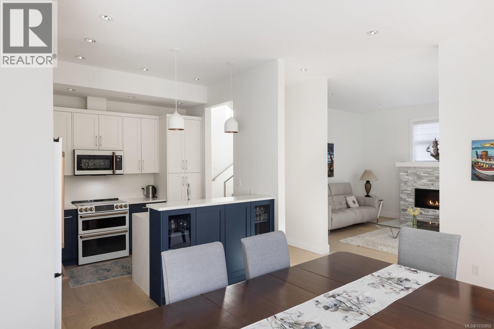 10965 Madrona Dr - 10