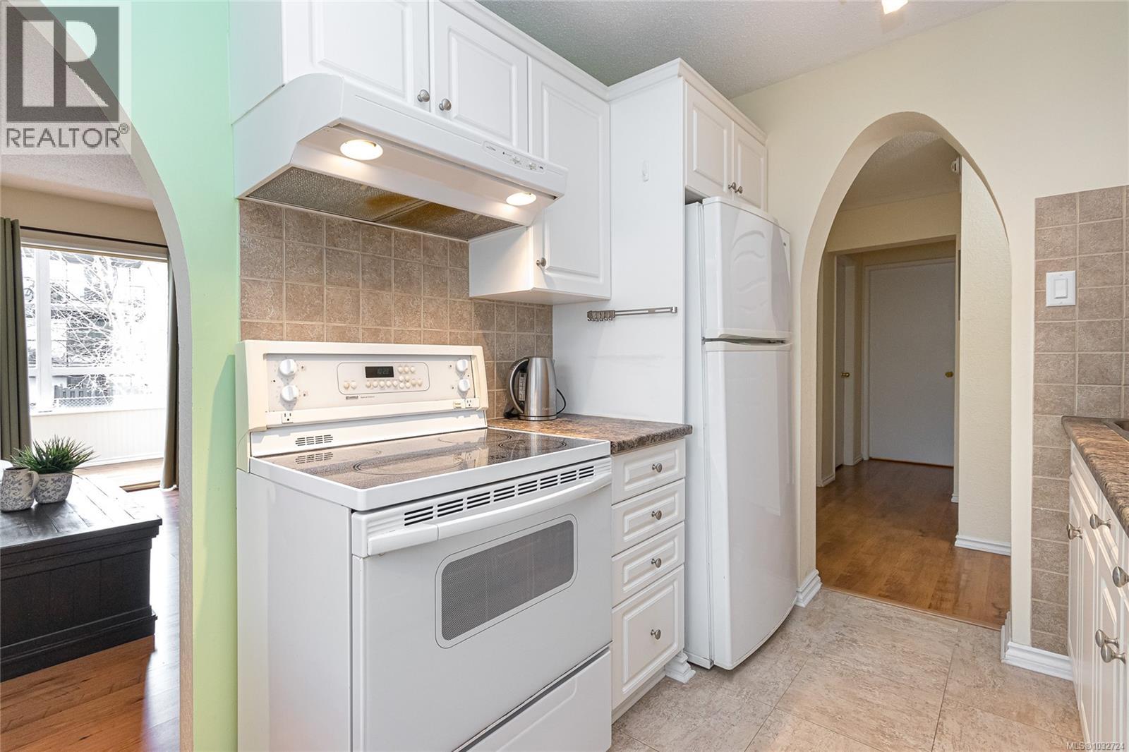 #308 1235 Johnson St - 12