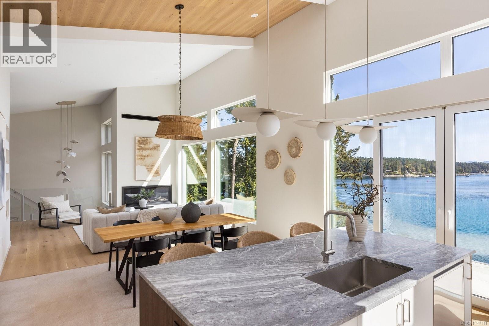 1677 Lands End Rd - 11