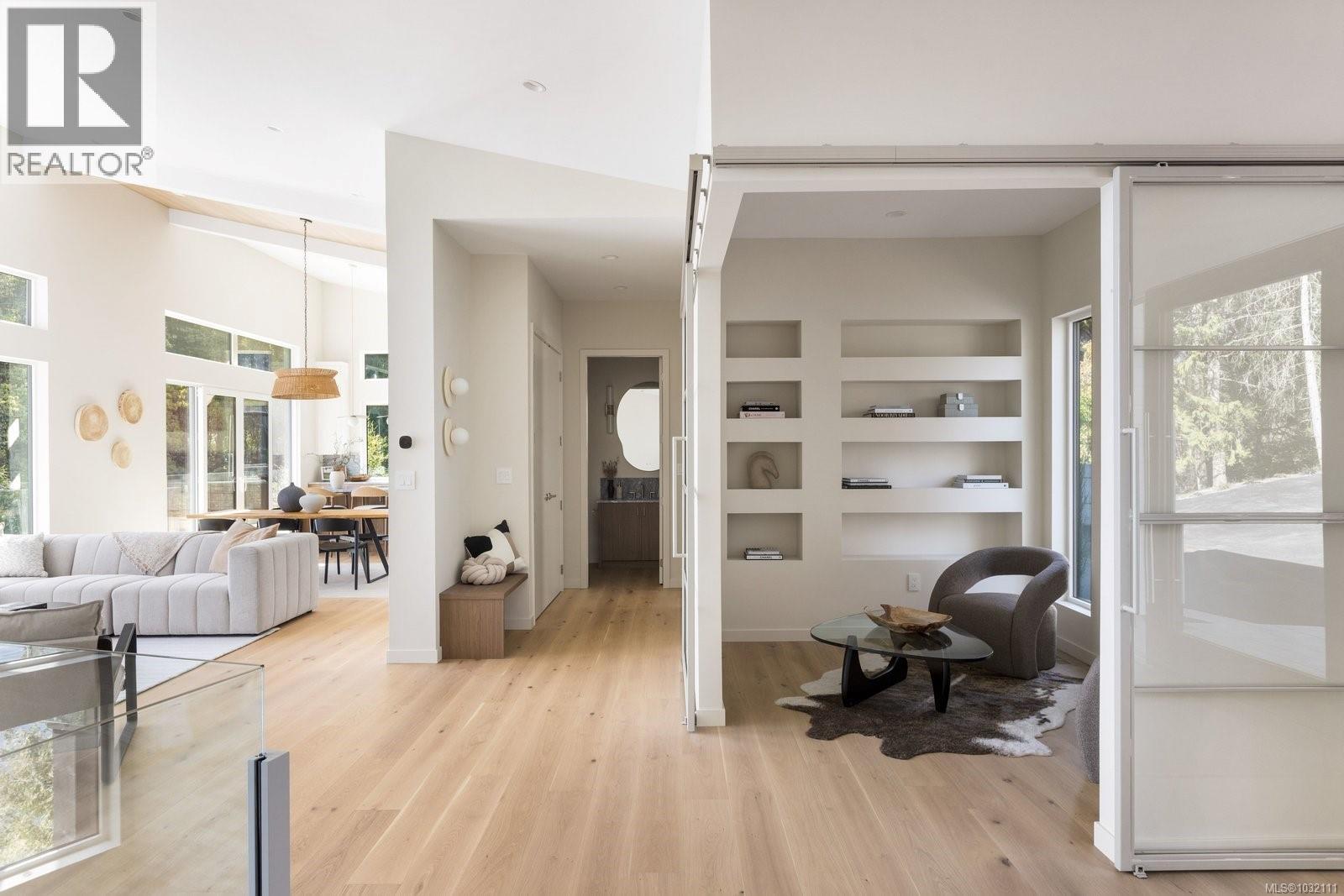 1677 Lands End Rd - 19