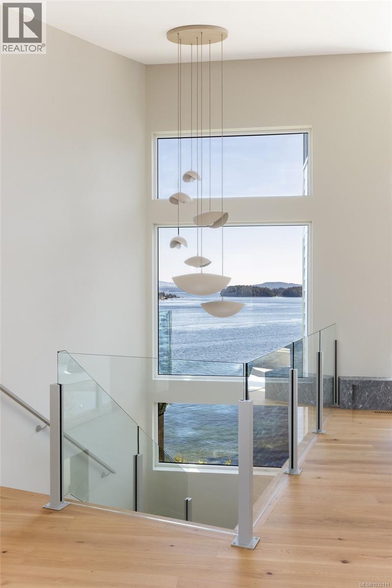 1677 Lands End Rd - 23