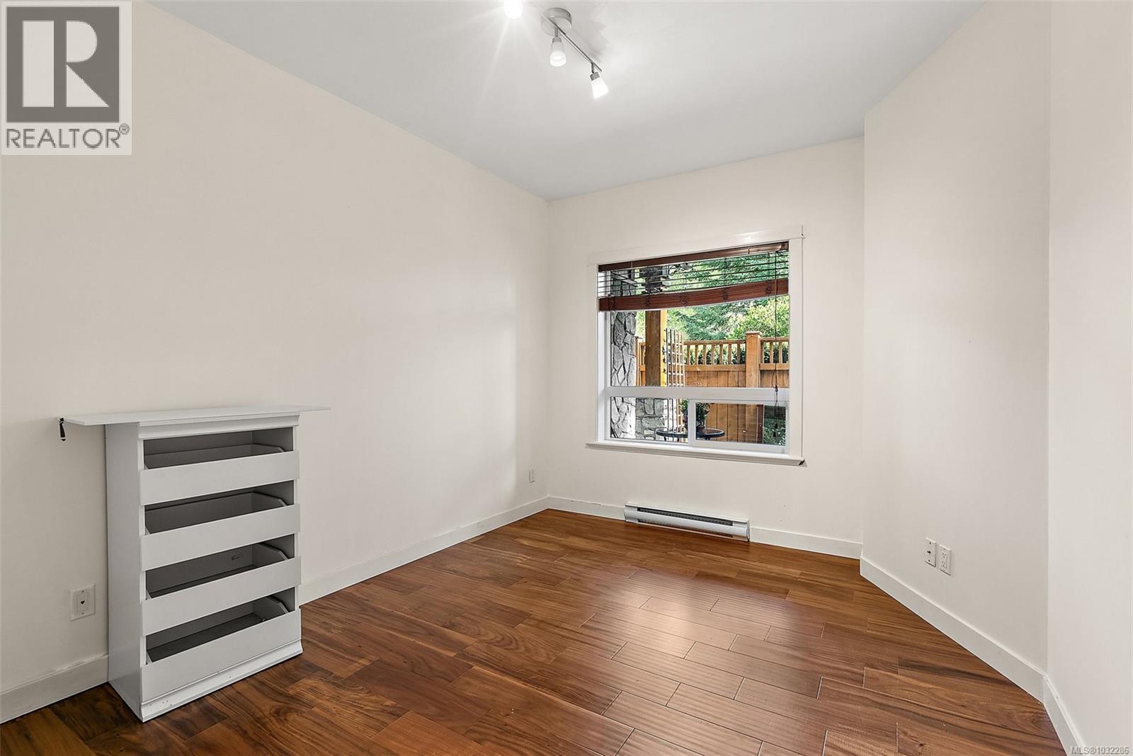 #104 101 Nursery Hill Dr - 8