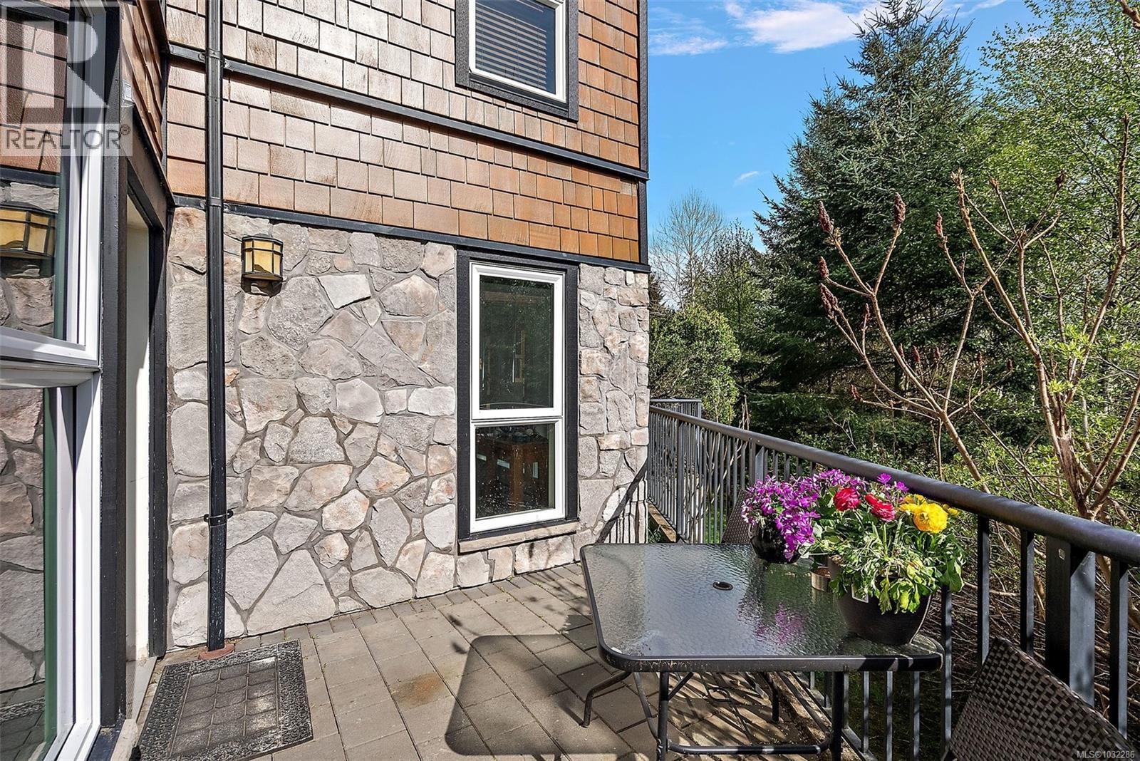 #104 101 Nursery Hill Dr - 10