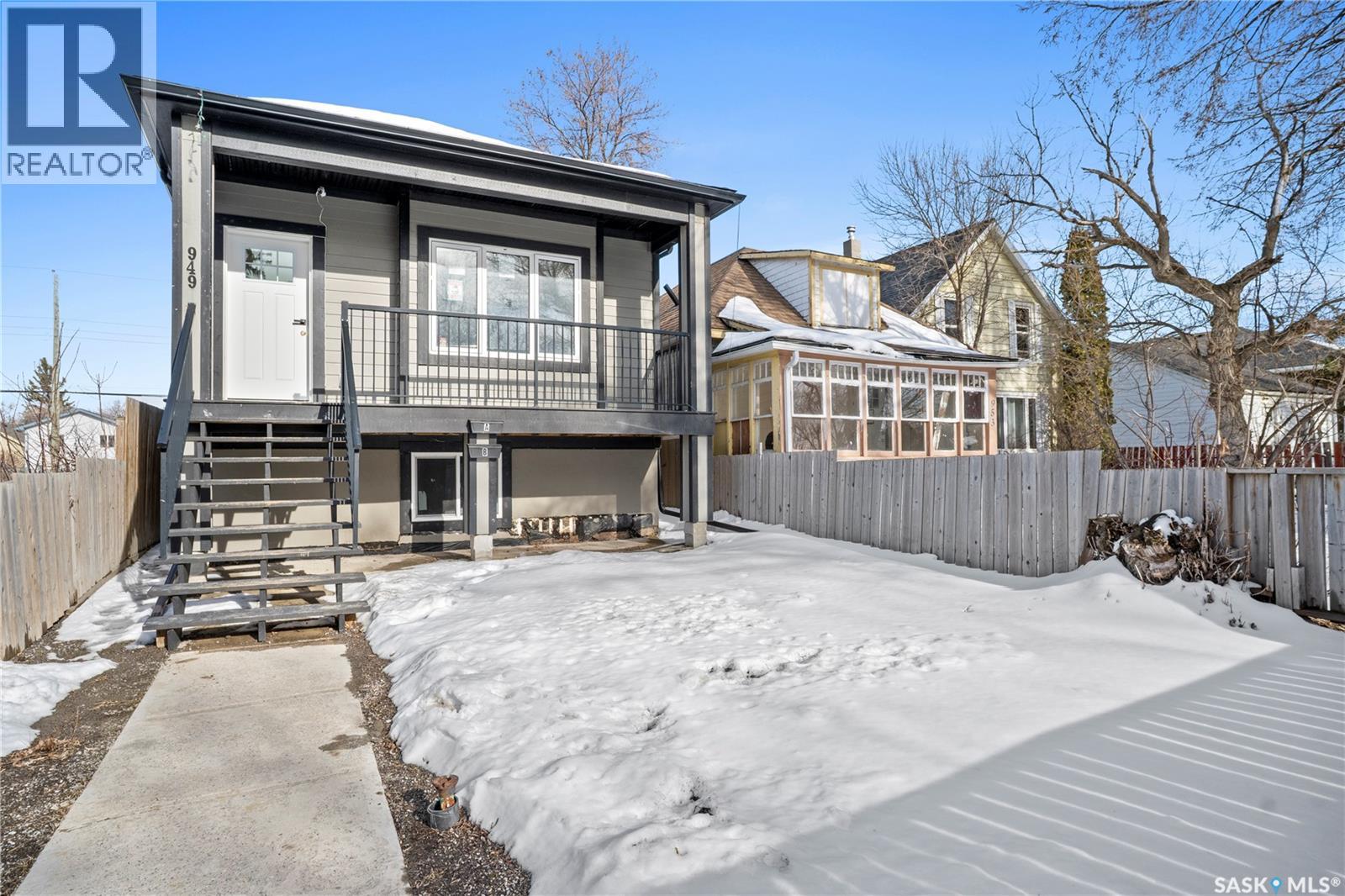 949 Robinson STREET - 1