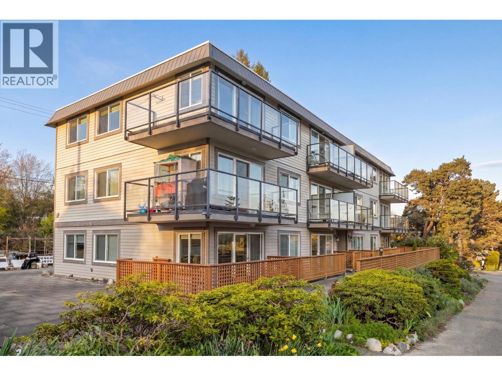 10 2223 PRINCE EDWARD STREET