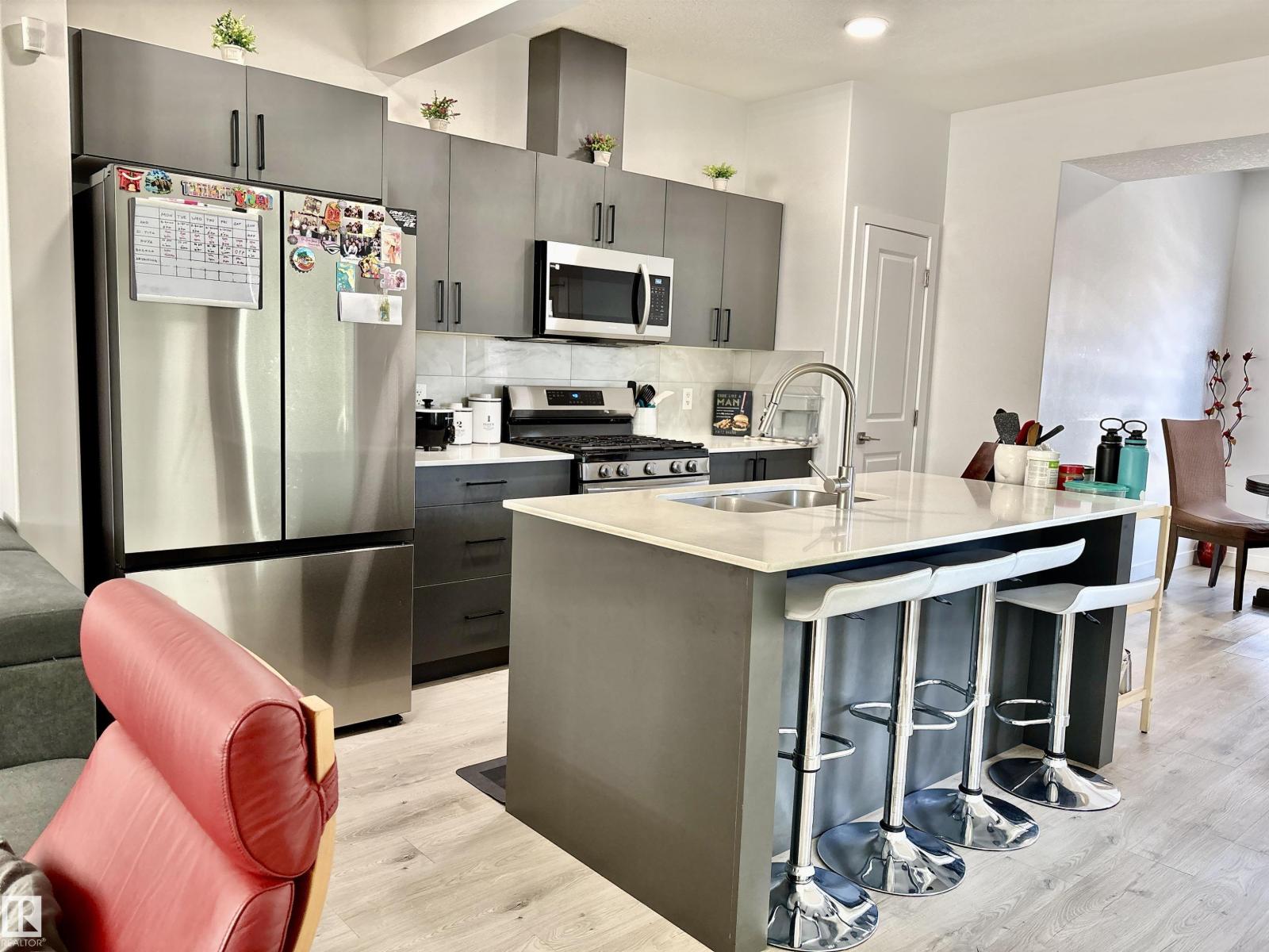 1203 EATON LN NW, Edmonton