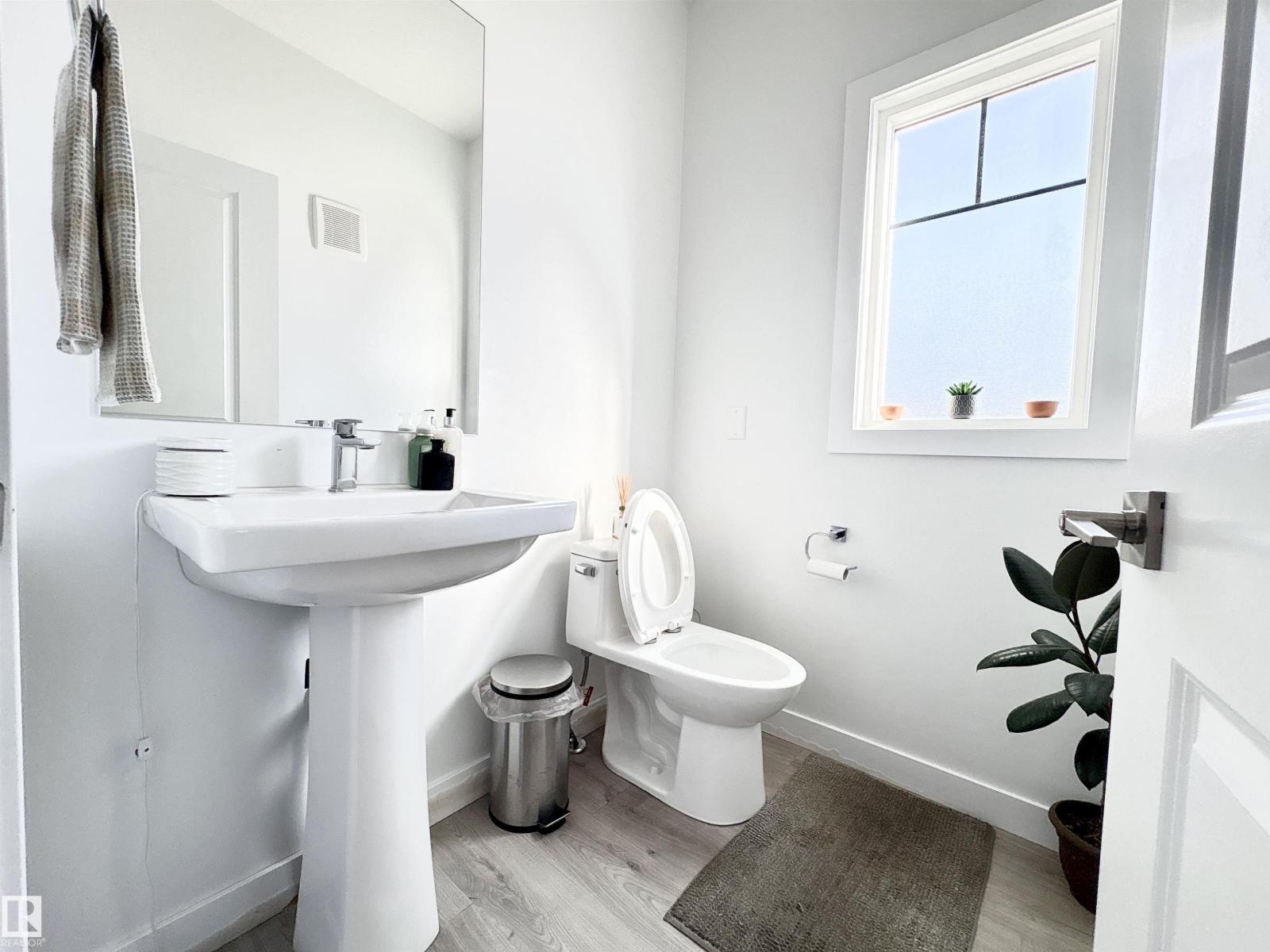 1203 EATON LN NW, Edmonton