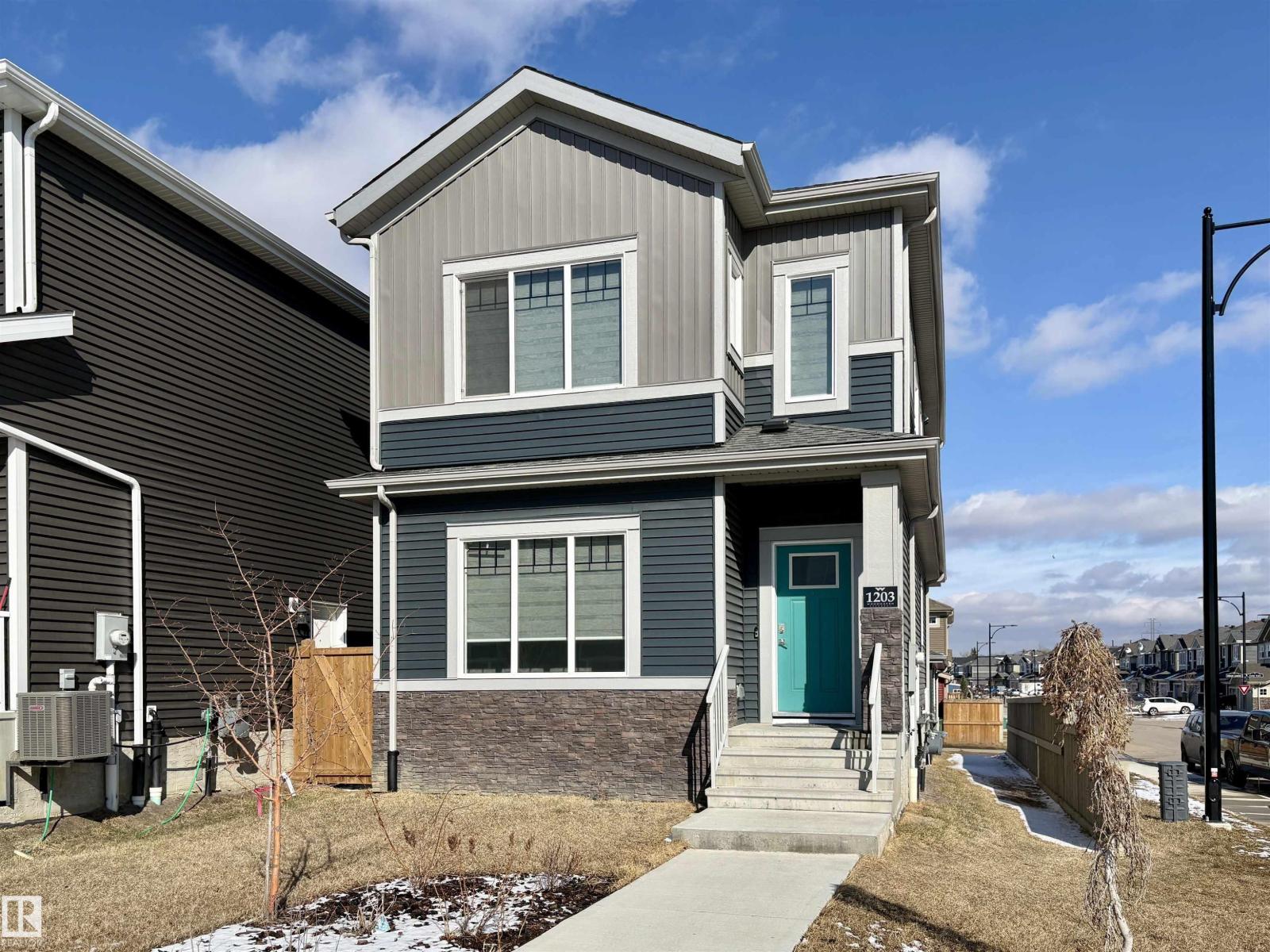 1203 EATON LN NW, Edmonton