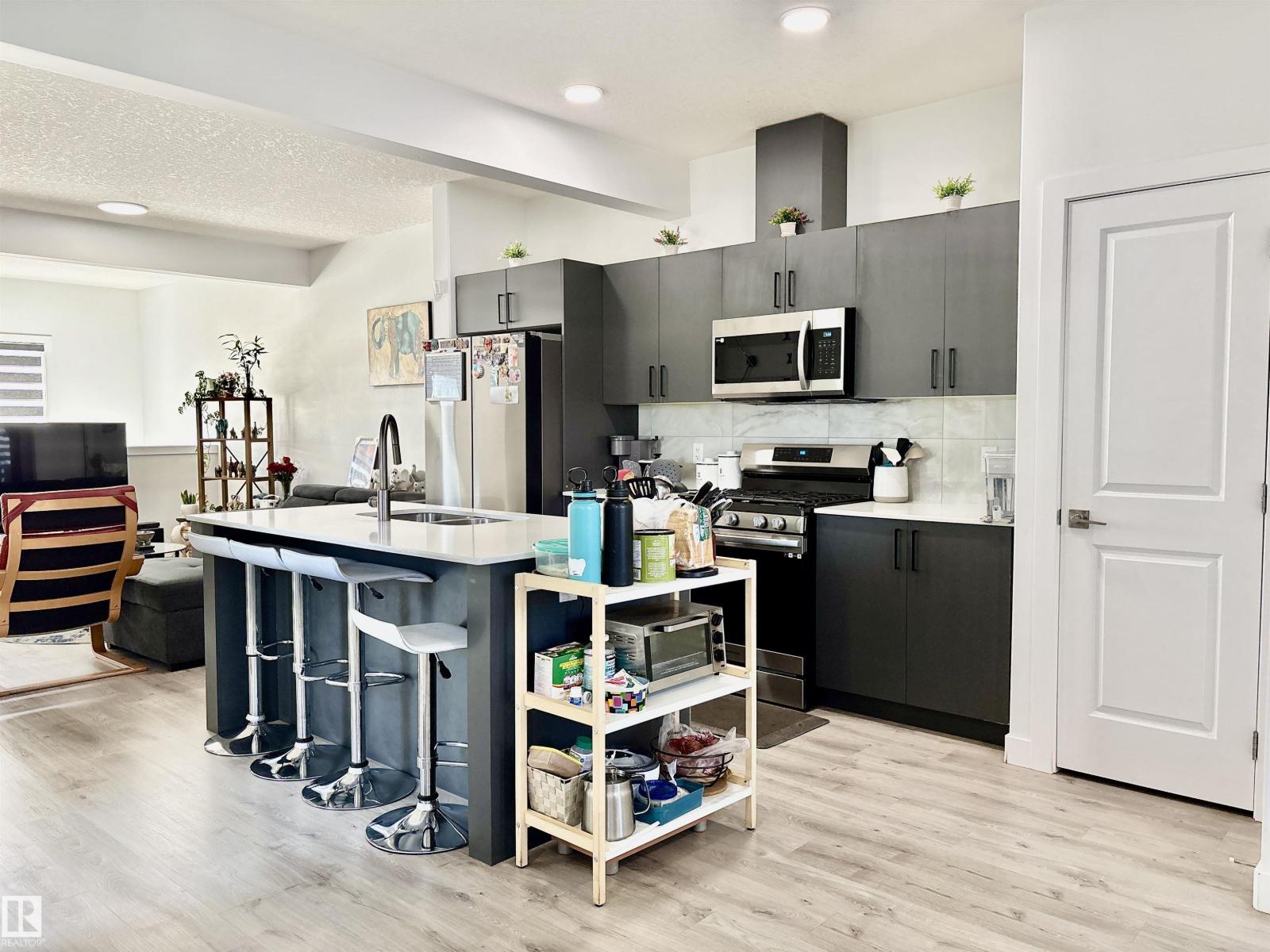 1203 EATON LN NW, Edmonton