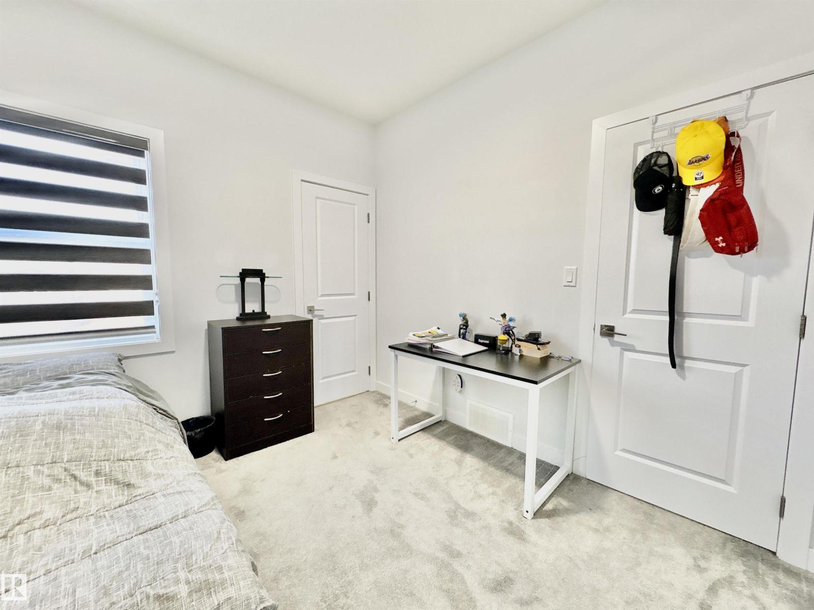 1203 EATON LN NW, Edmonton