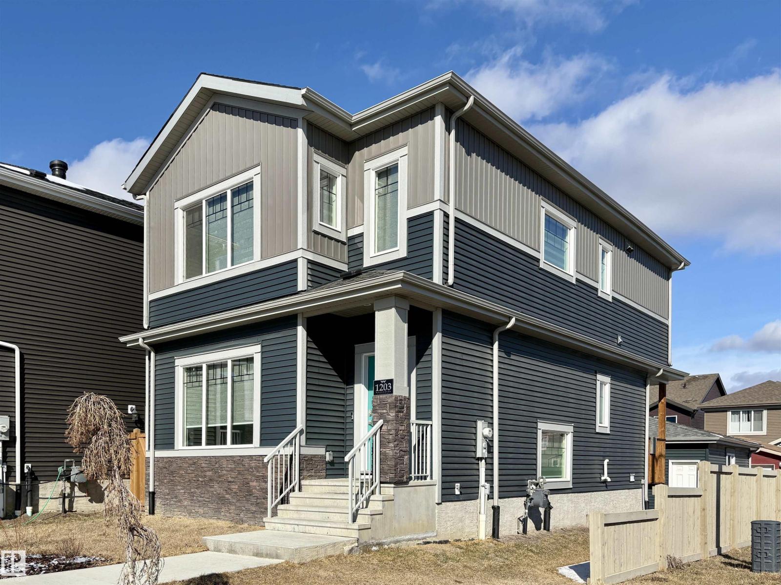 1203 EATON LN NW, Edmonton