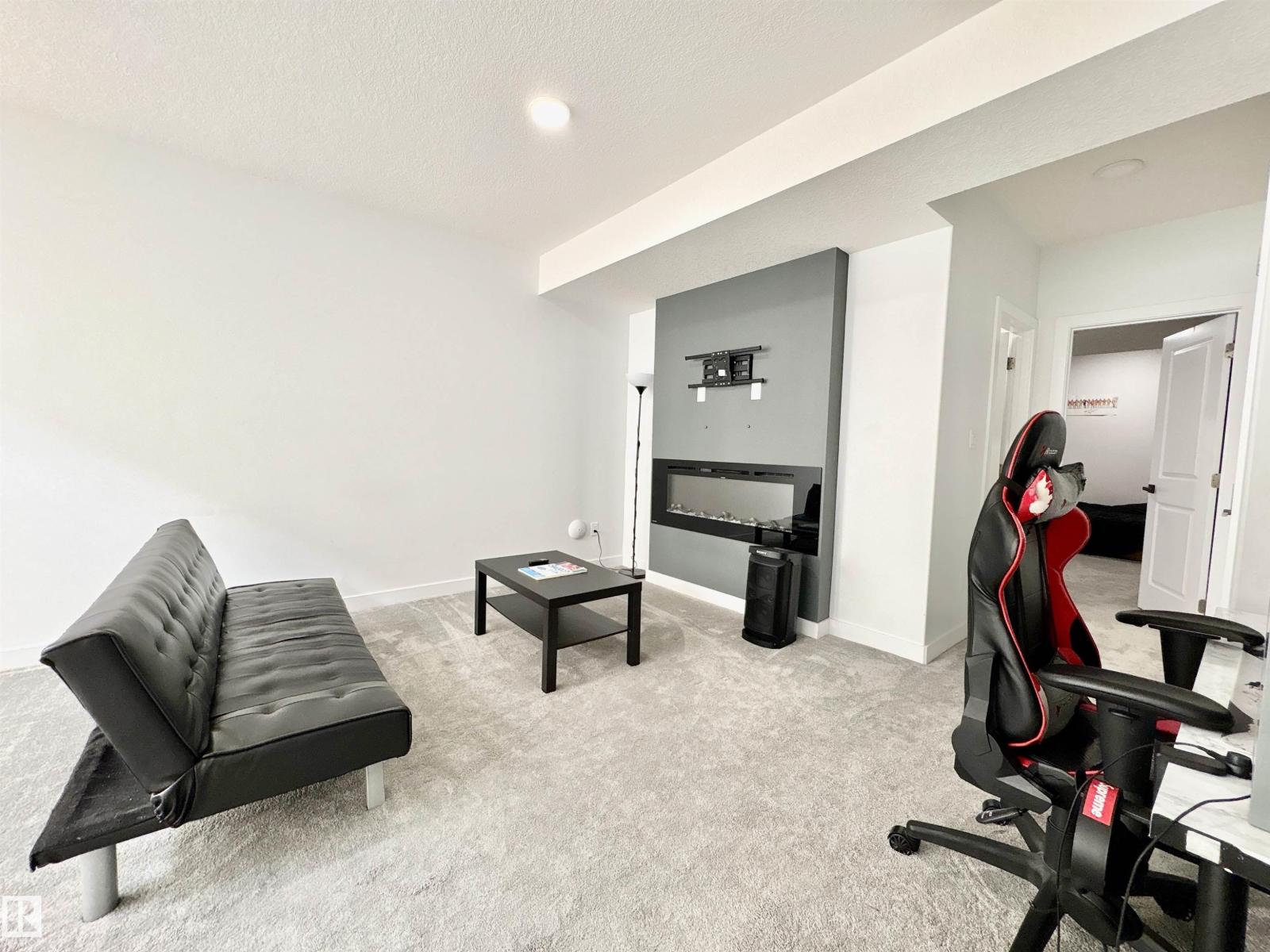 1203 EATON LN NW, Edmonton