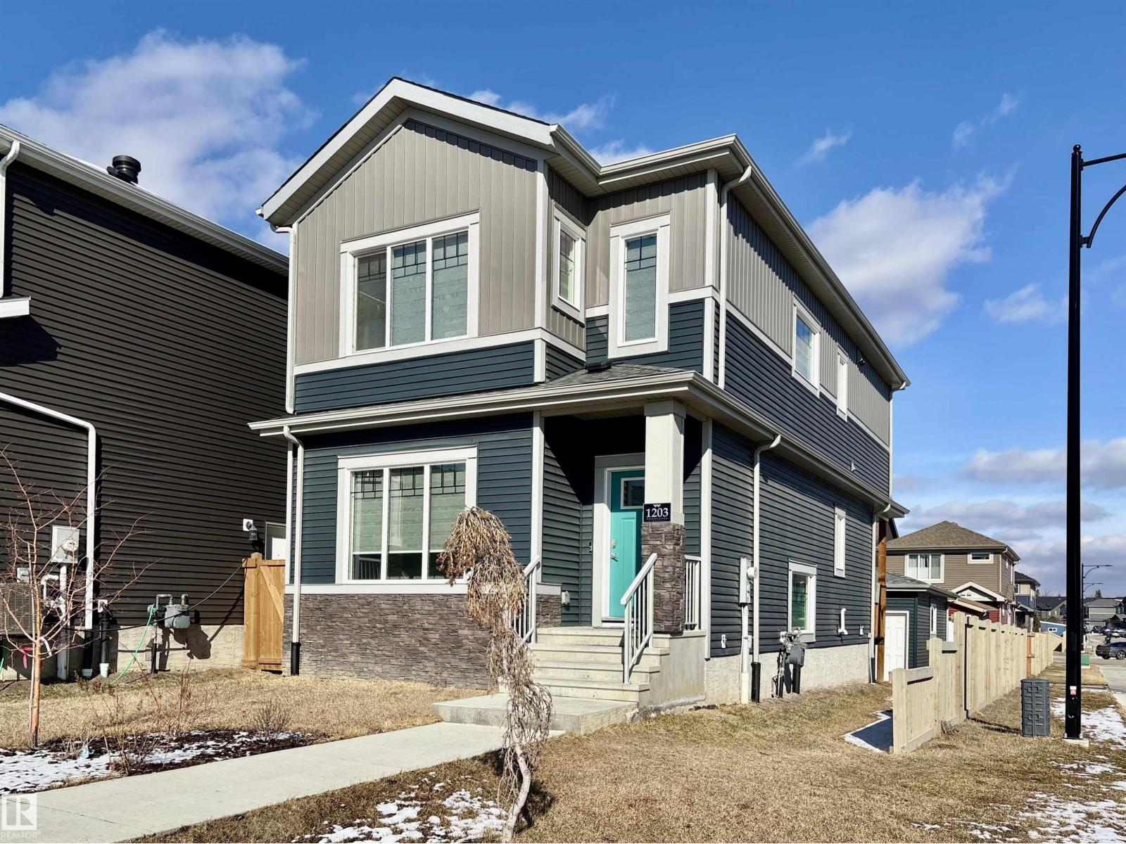 1203 EATON LN NW, Edmonton
