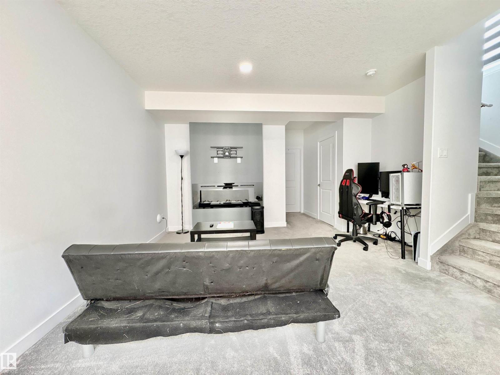 1203 EATON LN NW, Edmonton