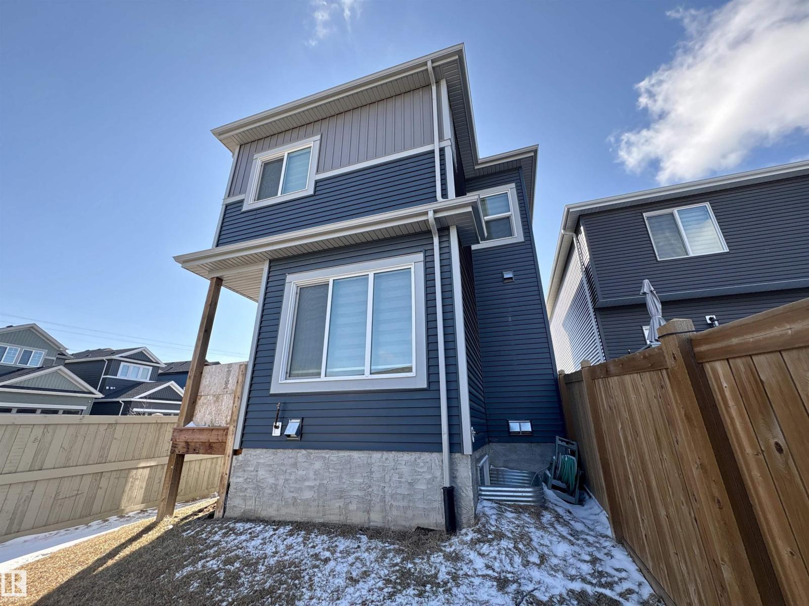 1203 EATON LN NW, Edmonton