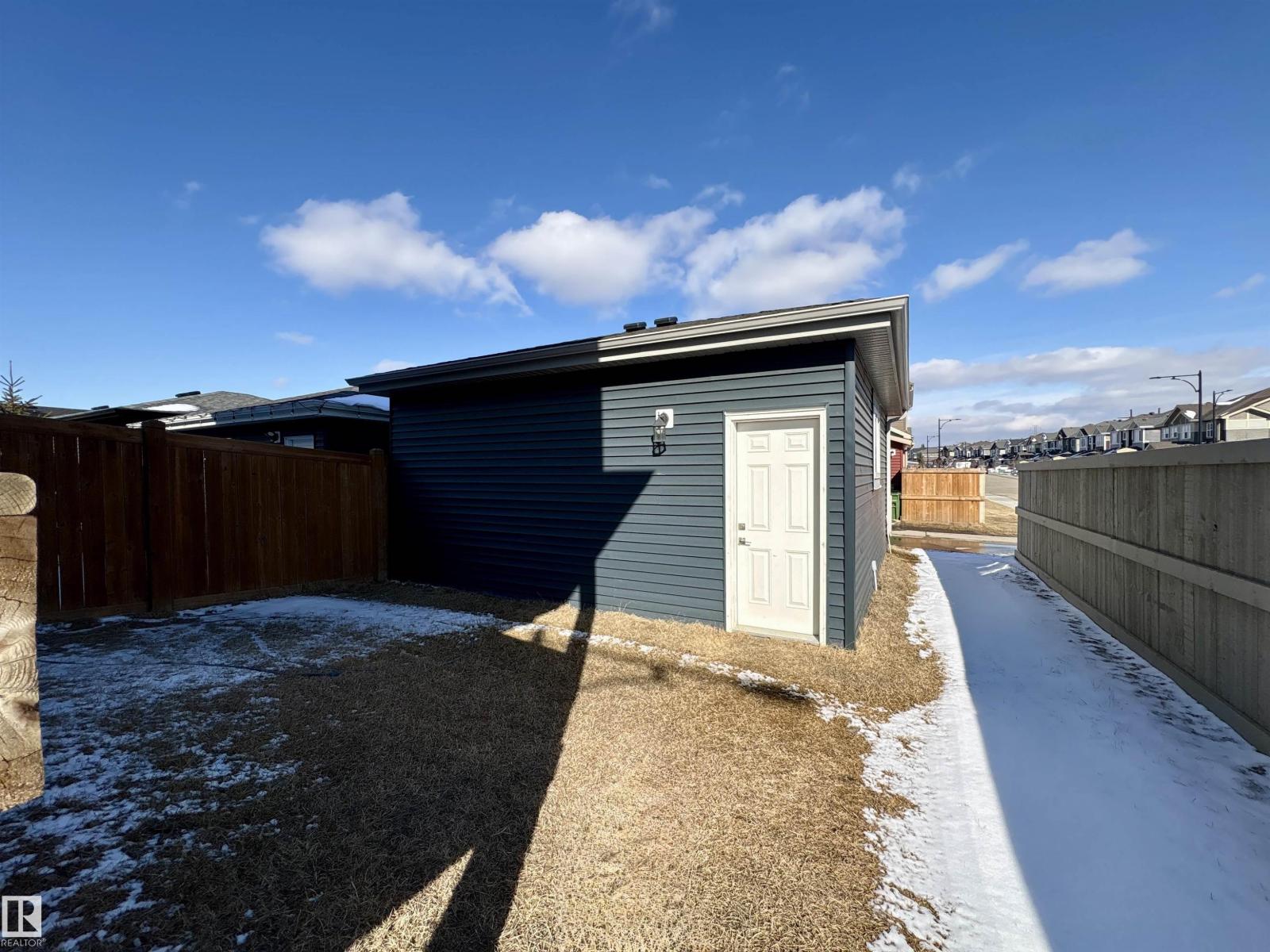 1203 EATON LN NW, Edmonton