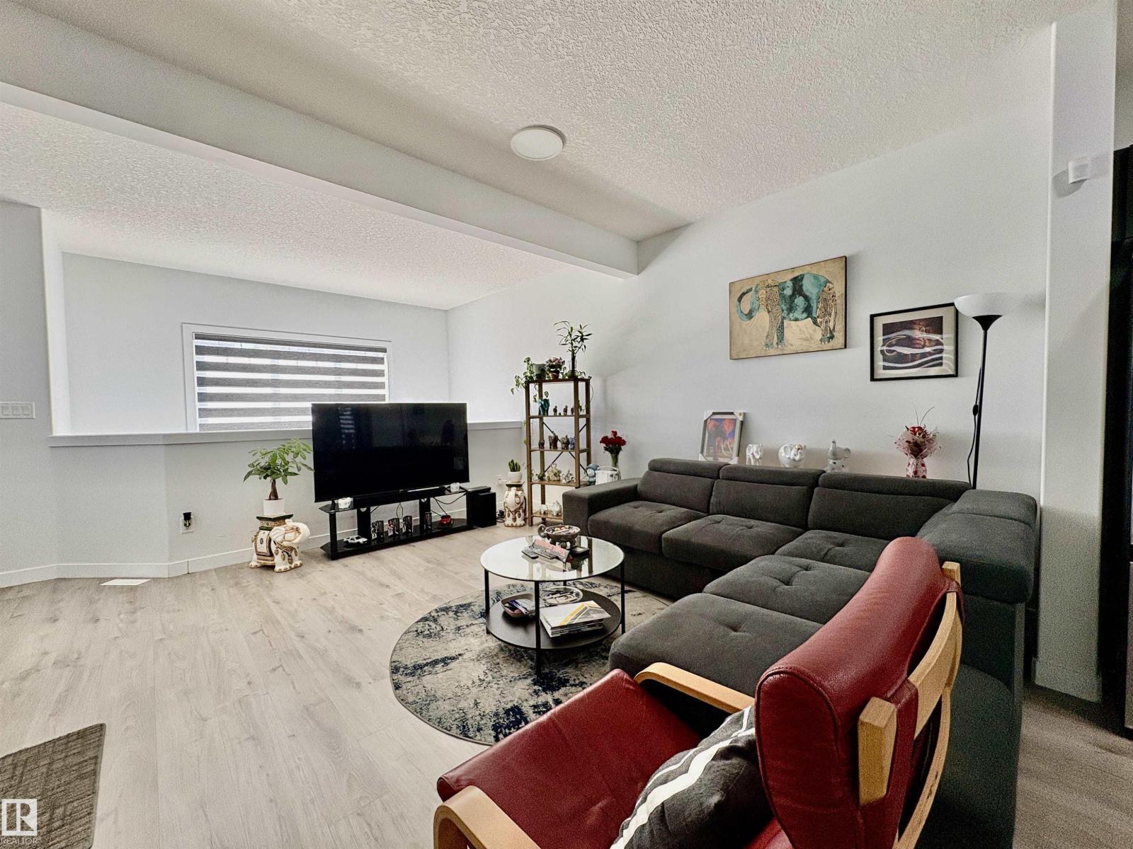 1203 EATON LN NW, Edmonton