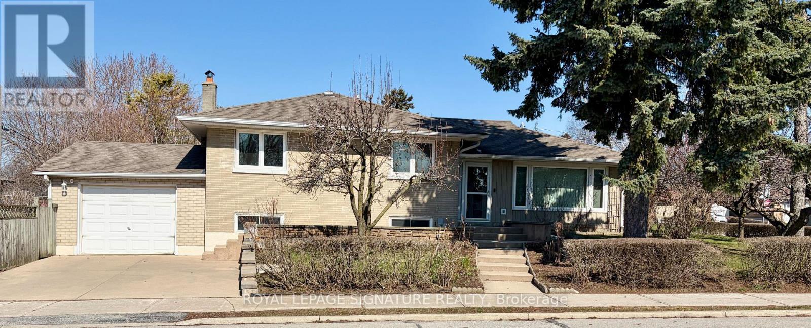 1 CHARLEMONT CRESCENT