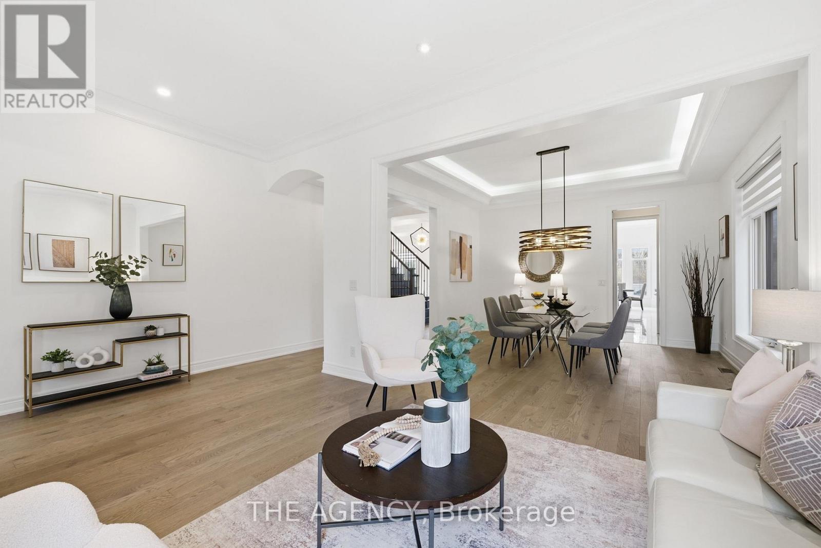 36 BLENHEIM CIRCLE - 5