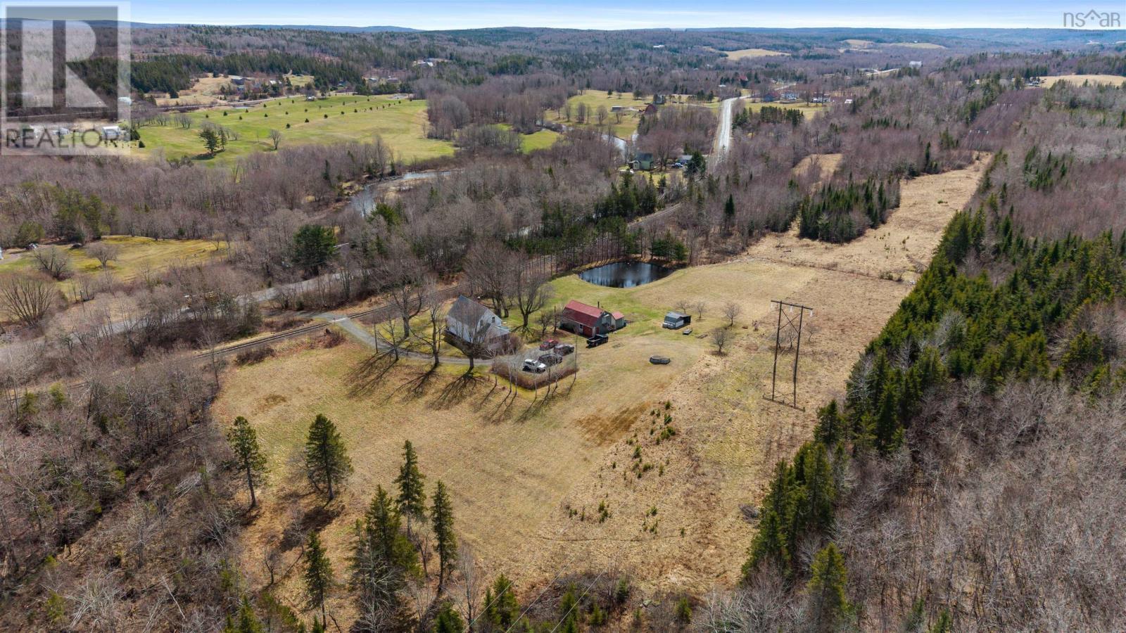 Property 46 of 49 of 4521 Stellarton Trafalgar Road