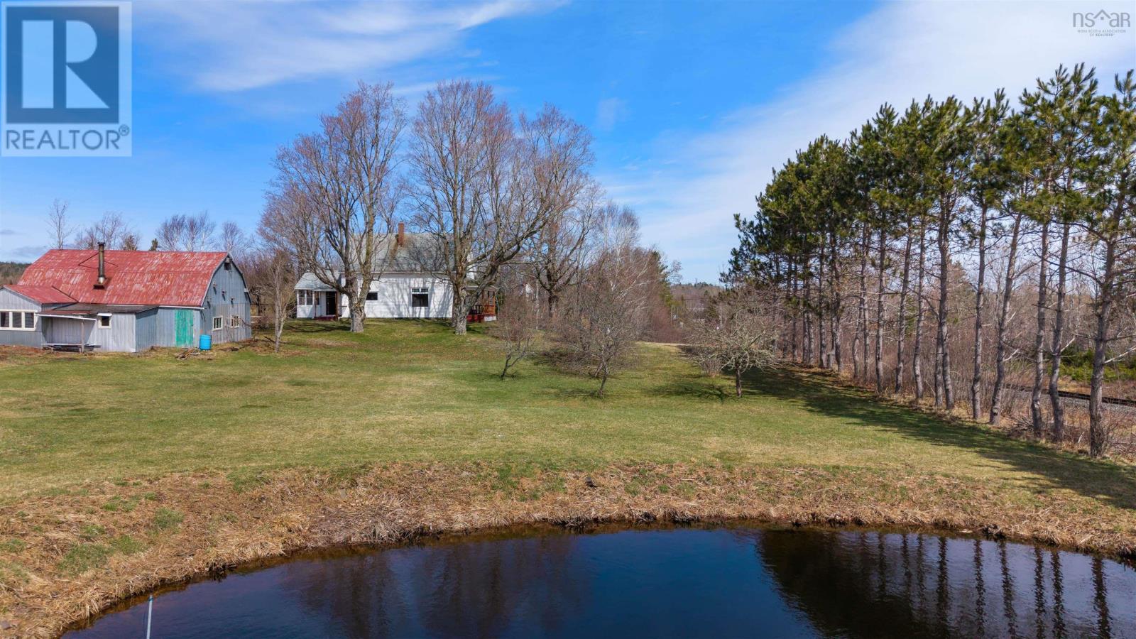 Property 44 of 49 of 4521 Stellarton Trafalgar Road