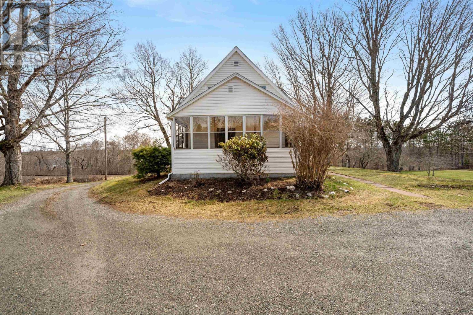 Property 49 of 49 of 4521 Stellarton Trafalgar Road