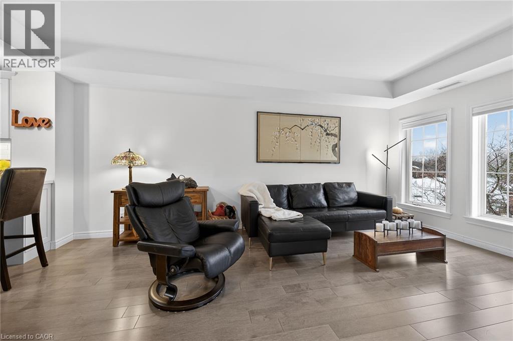 59 CRITZIA Drive Unit# 215, Mount Hope, Ontario, L0R1W0 — Photo 11
