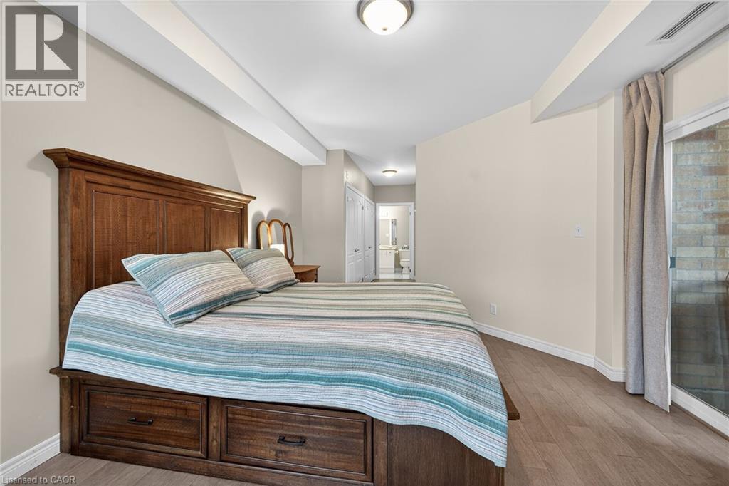 59 CRITZIA Drive Unit# 215, Mount Hope, Ontario, L0R1W0 — Photo 18