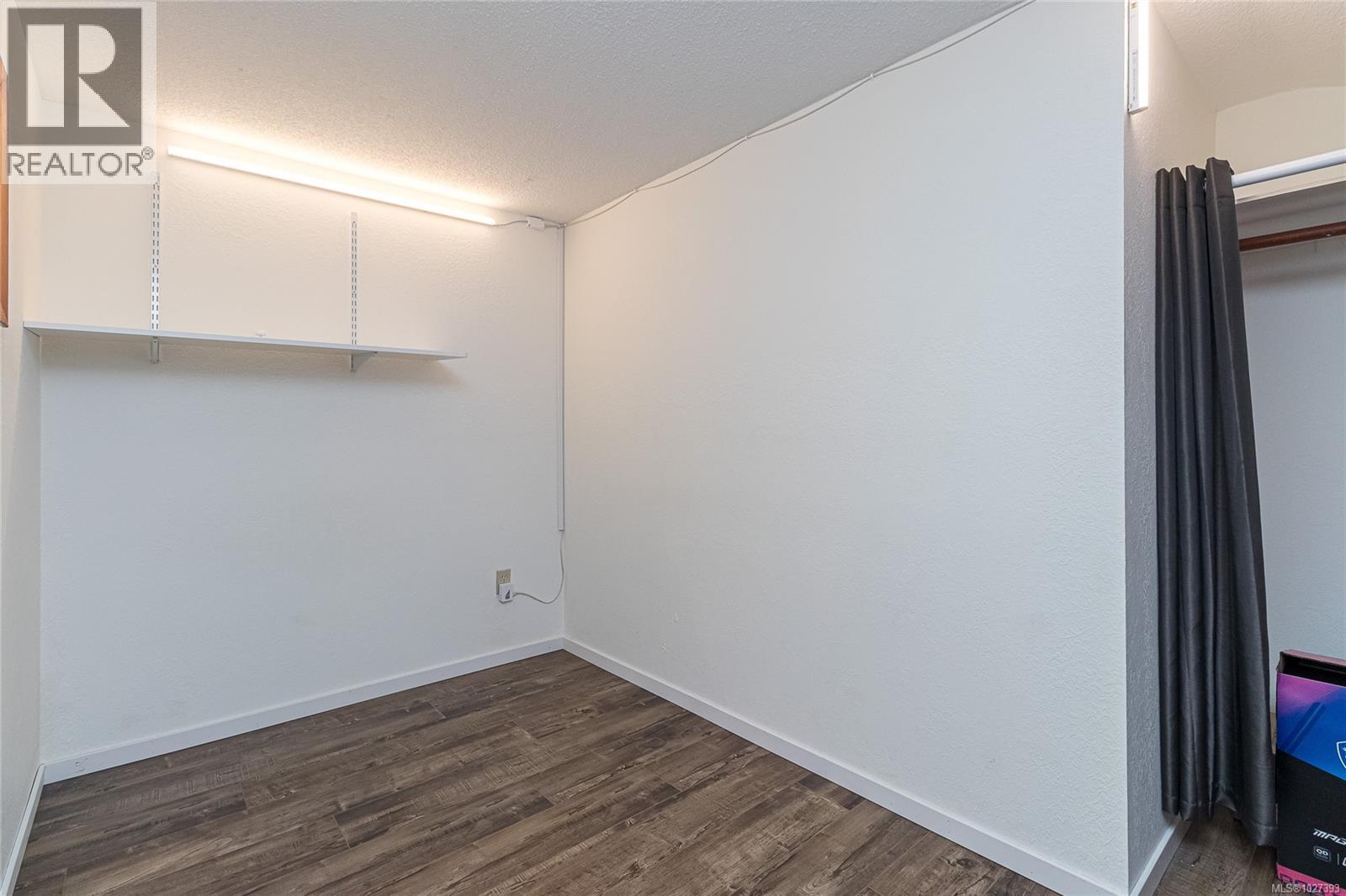 #419 1005 McKenzie Ave - 32