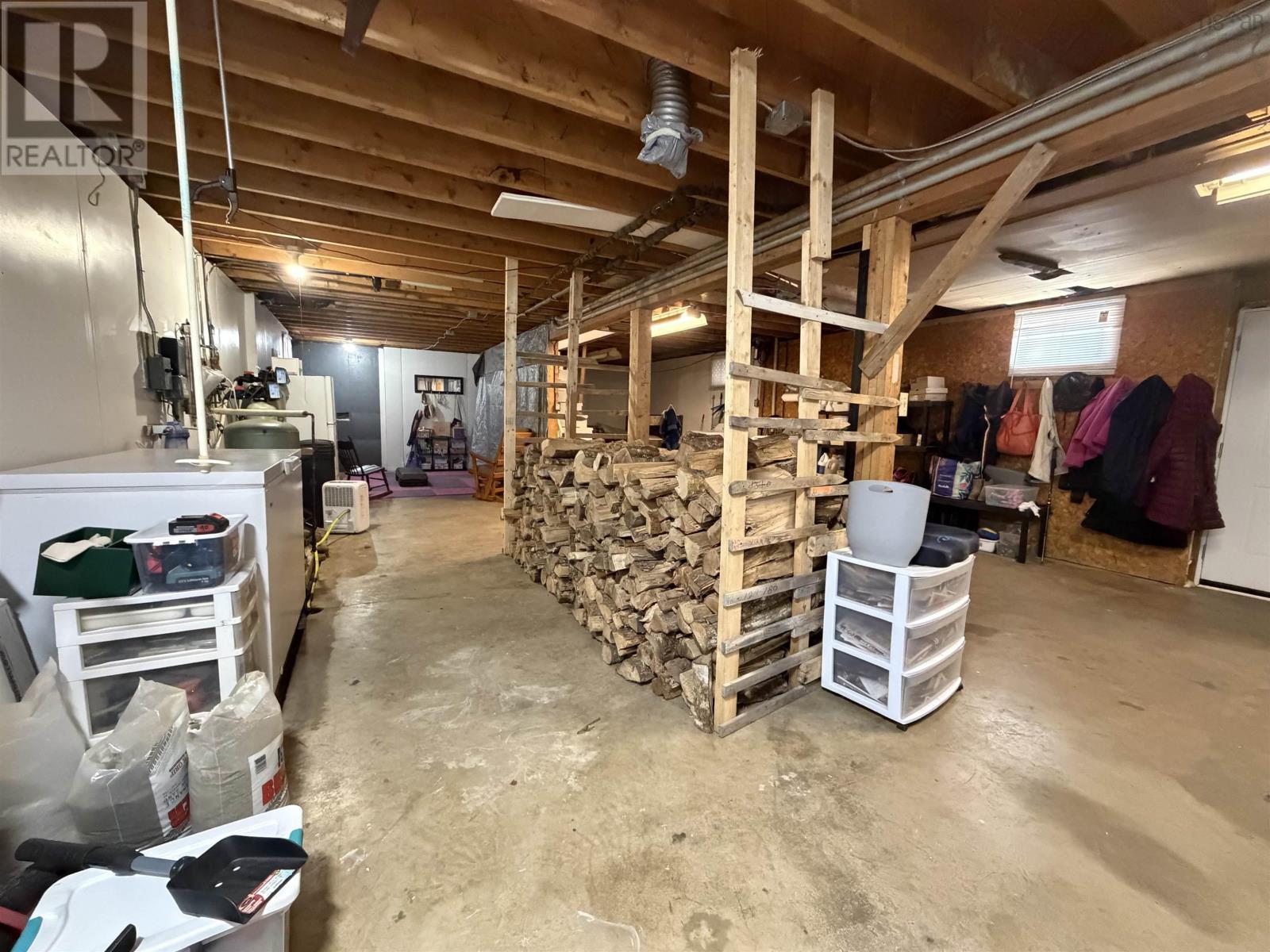 Property 27 of 41 of 28019 Highway 7