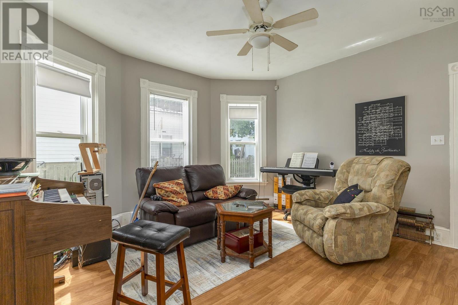 Property 8 of 31 of 25 Jubilee Avenue