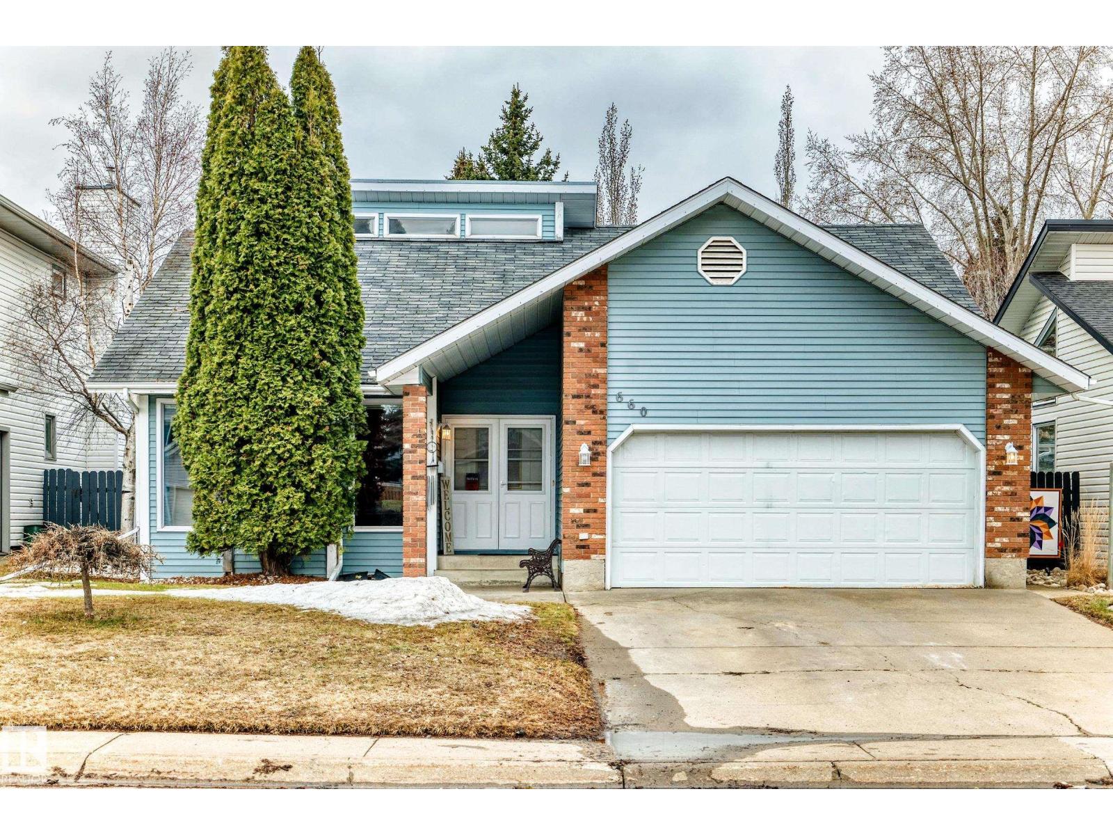 660 VILLAGE DR, Sherwood Park